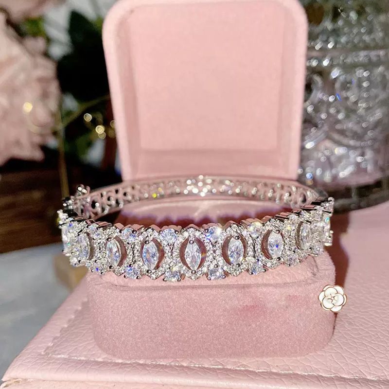 Zircon luxury high-end bracelet design bracelet temperament light luxury wedding dress bridal fashion bracelet women's full diamond jewelry