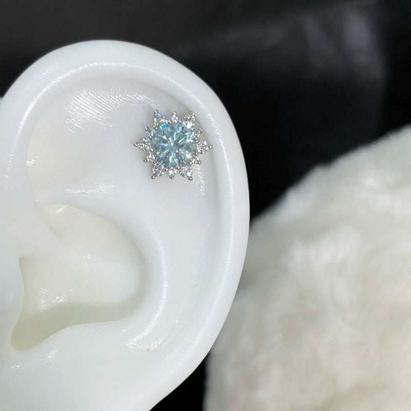 Snowflake ear studs, cochlear implants, non removable, exquisite and versatile earrings for commuting