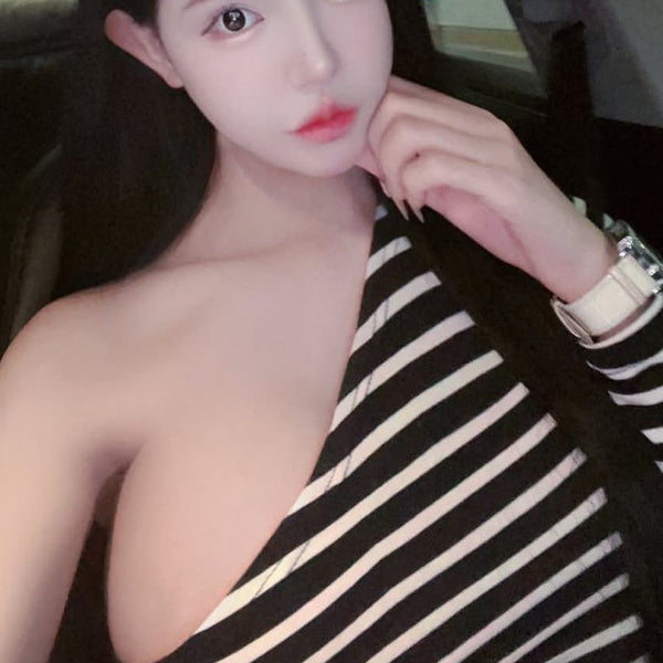 Pure Desire Sexy Hot Girl Black and White Striped Stretch Long Sleeve T-Shirt for Women Spring Large Bust Slim Waist Pure Desire Slim Fit Off-Shoulder Top