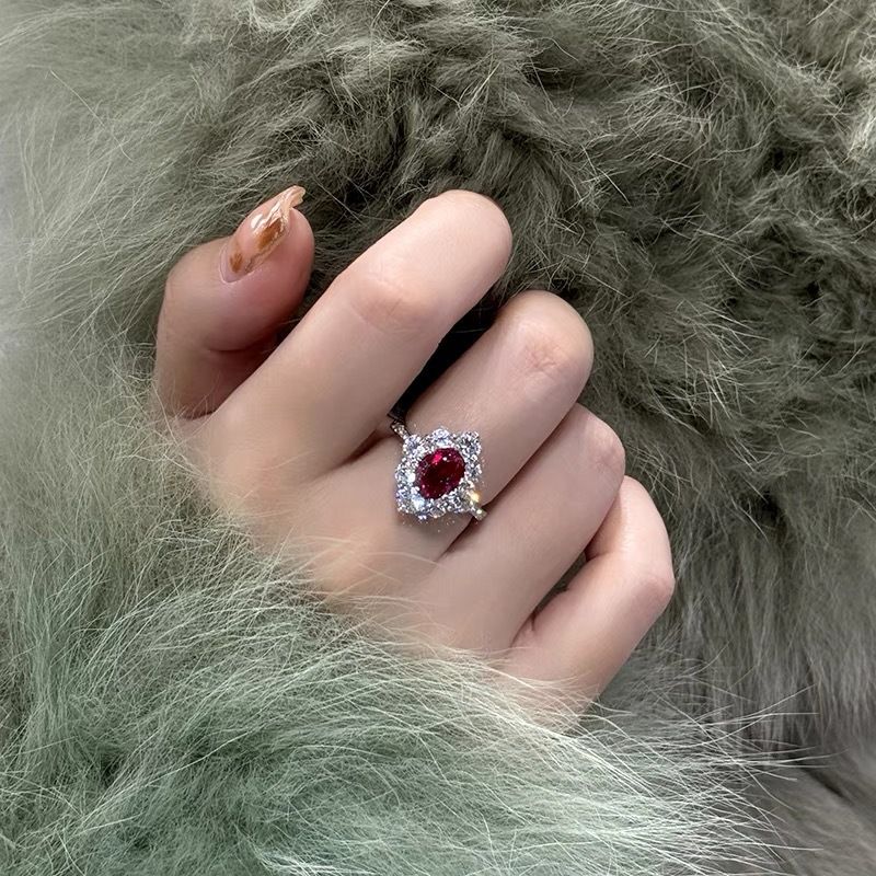 Super flash white circumference diamond 2 carat simulation ruby ring women's light luxury high-end pigeon blood ruby ring