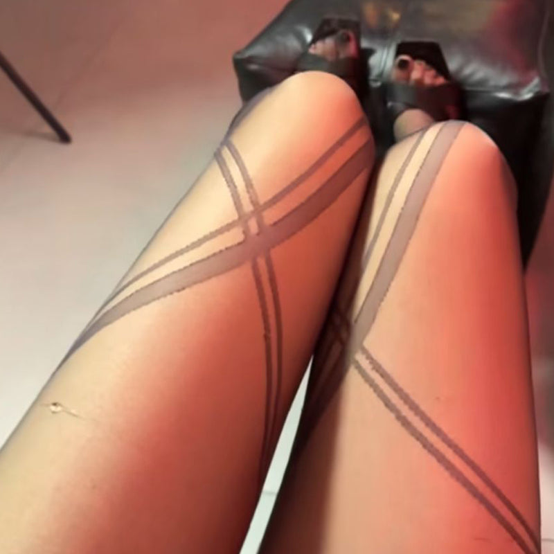 Trendy and Unique Irregular Cross Diamond Pattern Stockings Sexy Base Stockings Black Silk Spring and Autumn Pantyhose