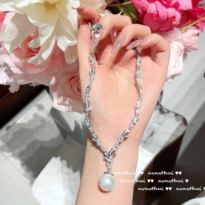 American luxury heavy industry temperament celebrity daughter wind pearl pendant rhinestone necklace bride jewelry collarbone chain