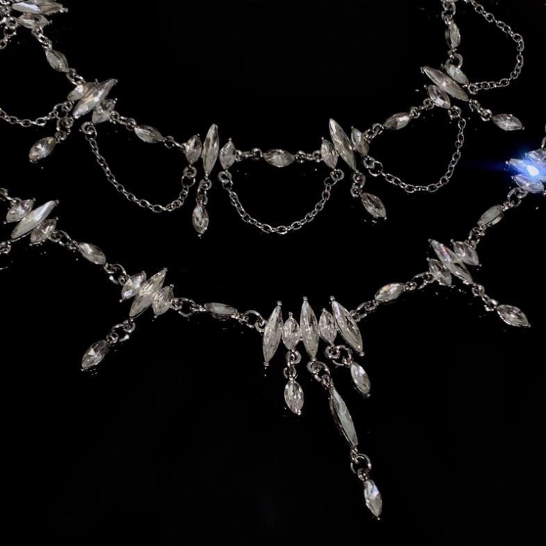 Qingshui Lingzi - Super Fairy Temperament Niche Full Diamond Tassel Design Sense Choker Necklace Party Dress Accessories for Women