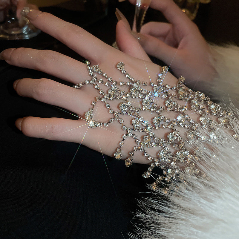Silver Sparkling Diamond Bracelet for Women, Light Luxury Niche High-end Exquisite Accessory, 2025 New Hot Design Sense Jewelry