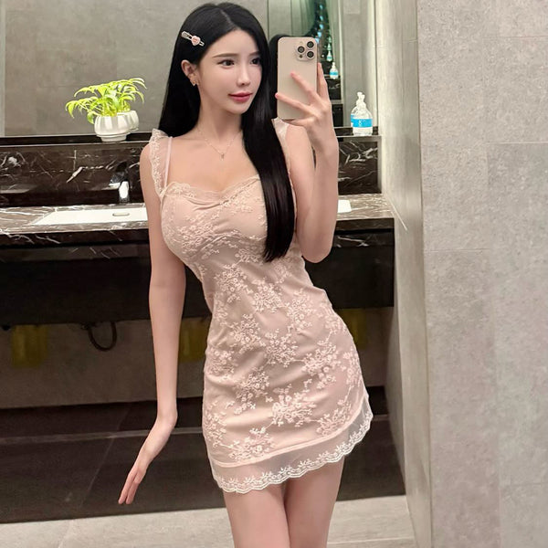 Pure Desire Style Sexy Hot Girl Lace Patchwork Design Small Flutter Sleeve Dress Slim Fit Bodycon Short Dress for Women