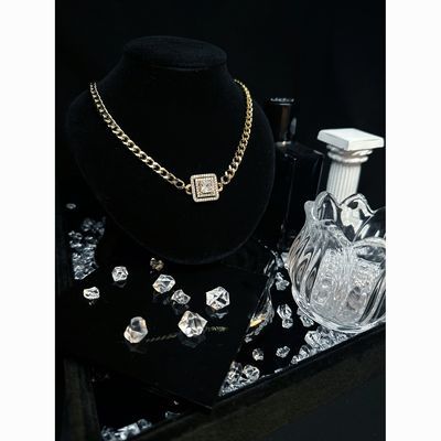 Advanced design square diamond necklace collarbone chain