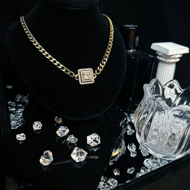 Advanced design square diamond necklace collarbone chain