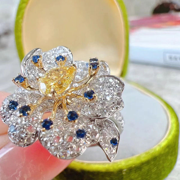 Qianjin Wind Premium Sense Color Treasure Exquisite Water Drop Ring Opening Cold Full Diamond Niche Design Flower Ring Female