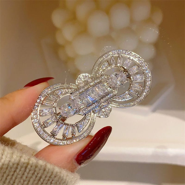 Light Luxury Corsage Premium French Court Pentagram Rotating Brooch Temperament Fashion Crystal Snowflake Pin