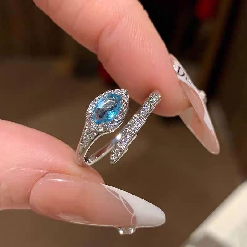 Explosive flash snake full diamond ring natal year snake ring high sense light luxury temperament ring index finger ring female open ring