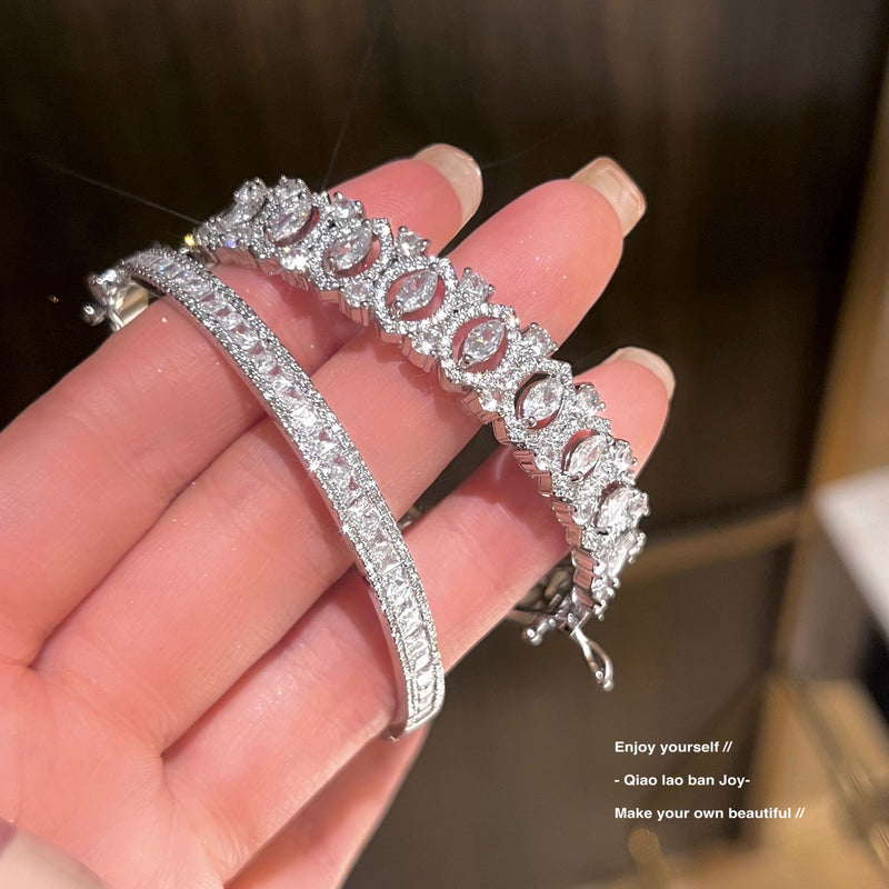 Full diamond bracelet silver flash gorgeous bracelet texture light luxury stacking suit simple and versatile