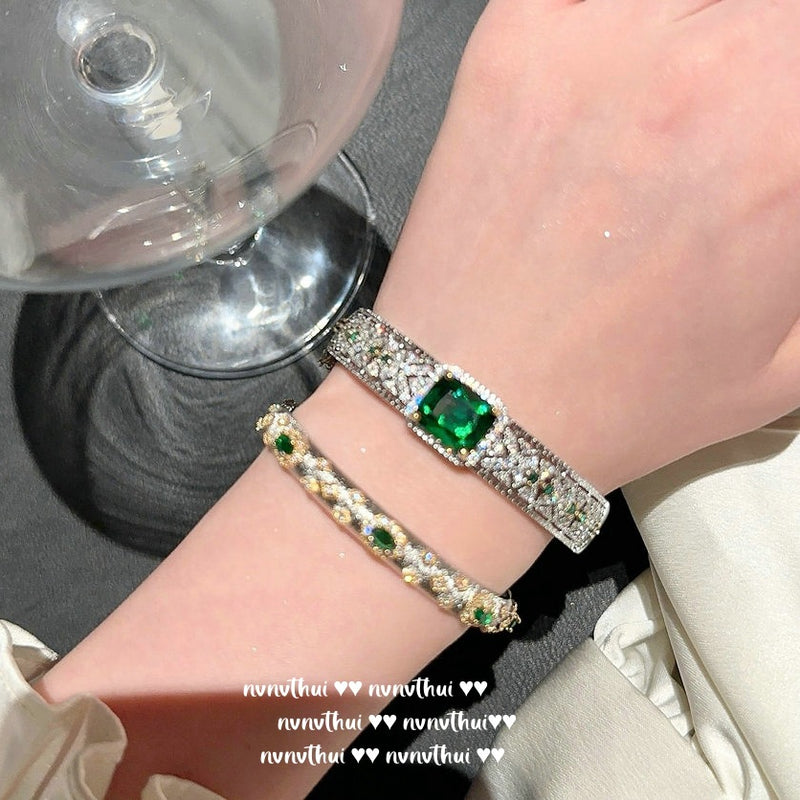 Textured Carved Gold Peacock Green Firework Zircon Bracelet Antique Feel 18K Gold Plated Honeycomb Emerald Zircon Bracelet