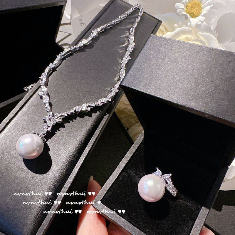 American luxury heavy industry temperament celebrity daughter wind pearl pendant rhinestone necklace bride jewelry collarbone chain