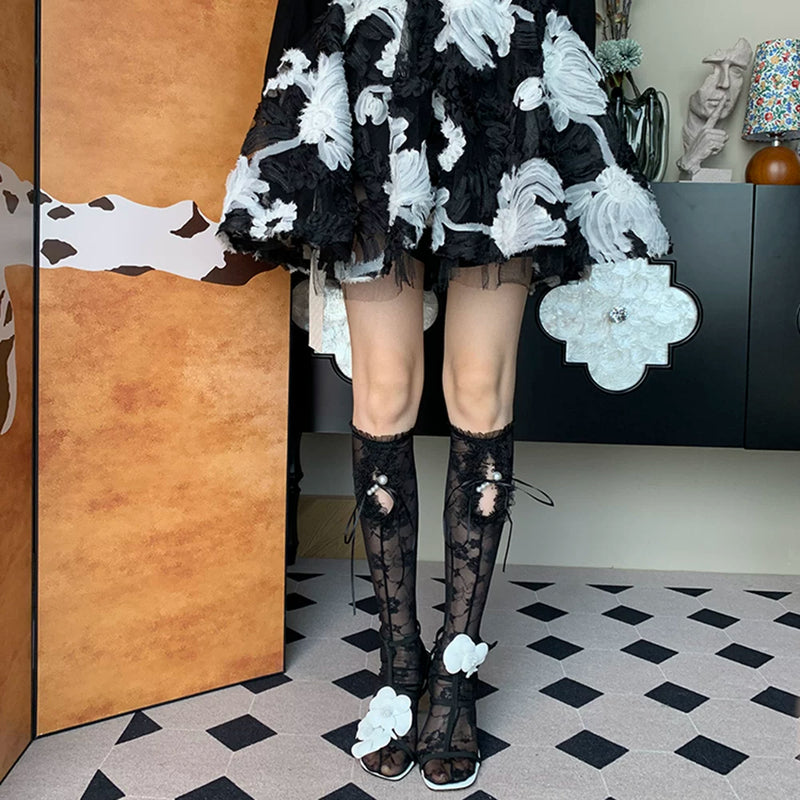 2025 autumn new French light luxury retro romantic elegant niche black pearl lace-up calf socks women DF