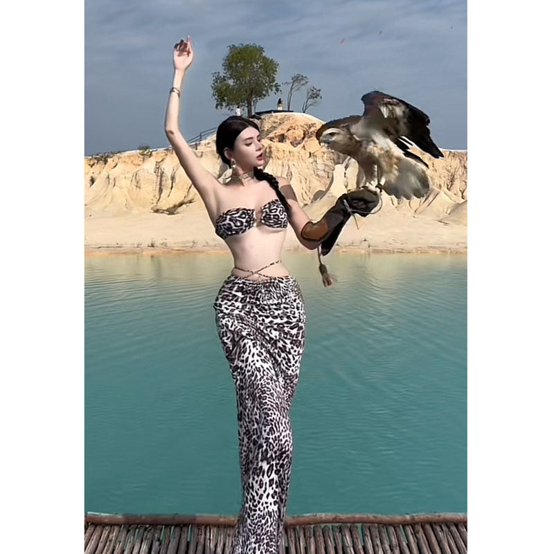 Hot girl sexy chest wrapped vacation beach INS anchor strapless beach temptation slim half skirt leopard print set