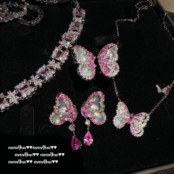 Fish Lady Dazzling Color Pink Dai Butterfly Gem Necklace Rich and Charming