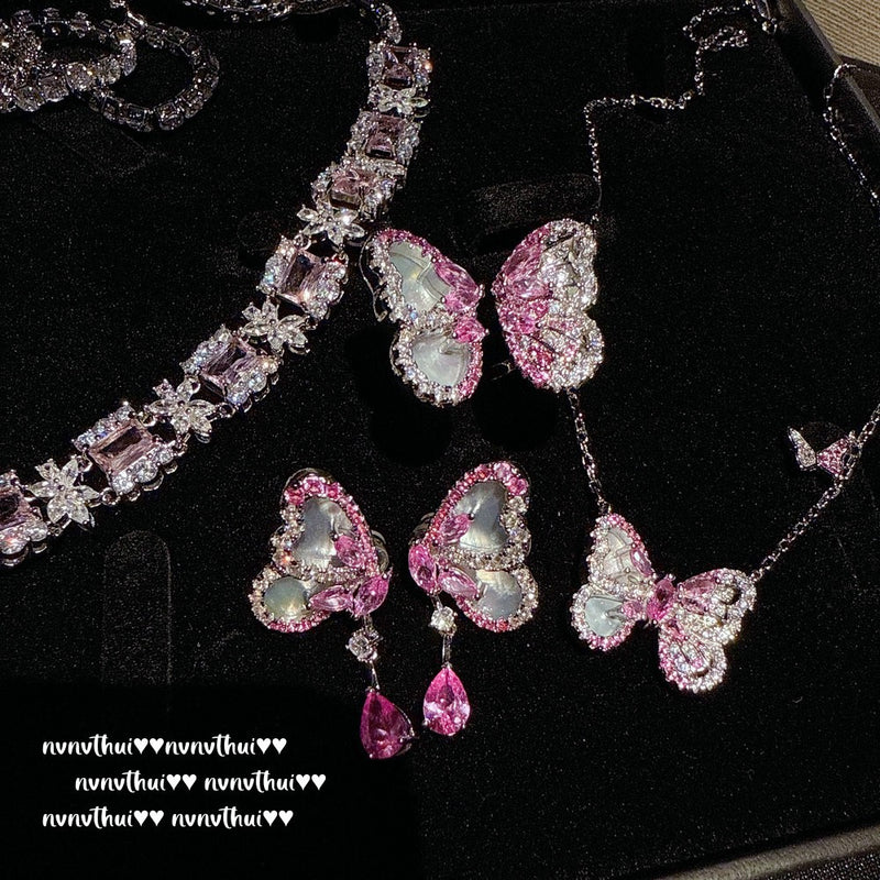 Fish Lady Dazzling Color Pink Dai Butterfly Gem Necklace Rich and Charming
