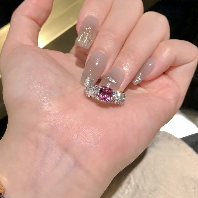 Premium T square diamond inlaid pink princess square ring exquisite light luxury simple versatile high carbon diamond women's ring diamond ring