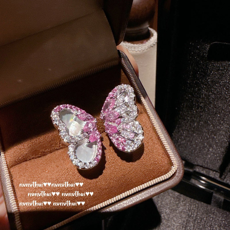 Fish Lady Dazzling Color Pink Dai Butterfly Gem Necklace Rich and Charming