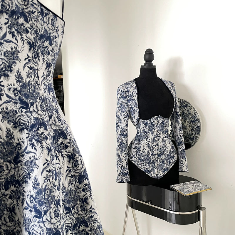 High-definition caviar color·rococo laurel poem with steel bones