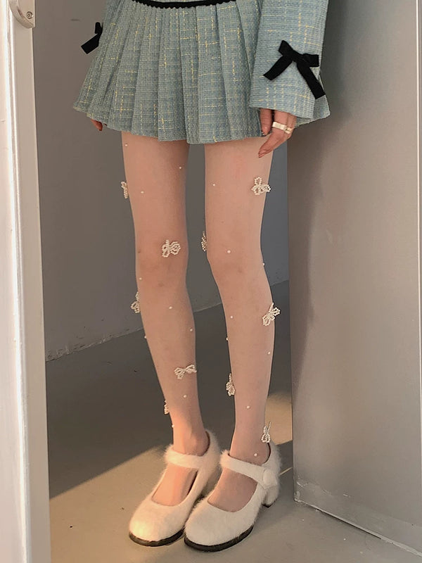 Fashion original niche design spring and autumn milk white hand-sewn pearl bow outer wear one-piece socks can be cut at will
