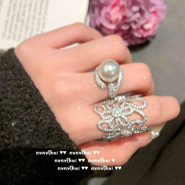 Miss Alice Flower Gemstone Ring Handheld Flower Plated 18K Gold Romantic Flower Sea Zircon Pearl Ring
