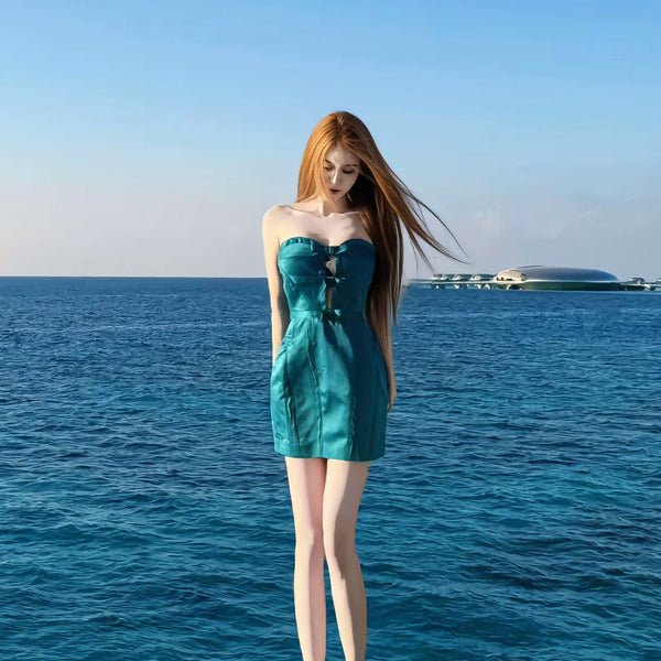 Sexy green hollowed out strapless dress with butterfly bow and hollowed out white French style light luxury socialite style hip hugging short skirt