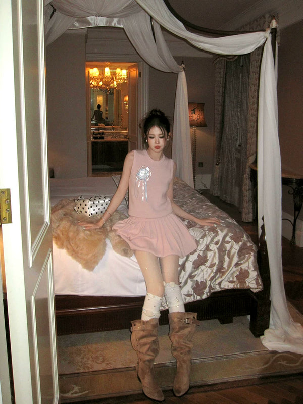 Fashion niche, knitted pearl big bow luxury exaggerated rhinestone thin vertical strip ballet knee socks