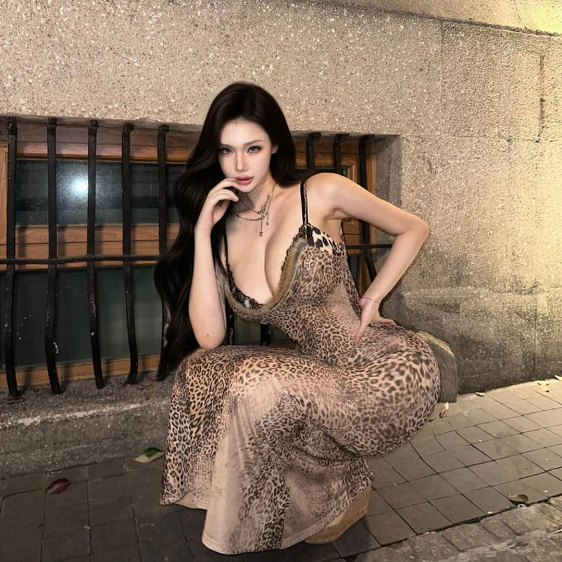 Spicy girl sexy retro leopard print camisole dress, slimming and hip hugging skirt, mature and charming long skirt