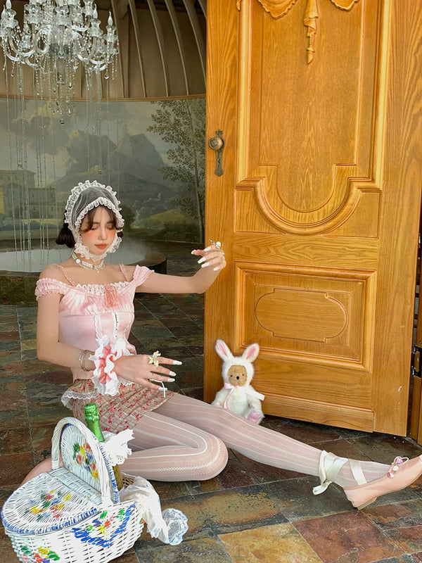 Fashion niche early autumn retro romantic lolita delicate lace pattern jacquard versatile pantyhose stockings