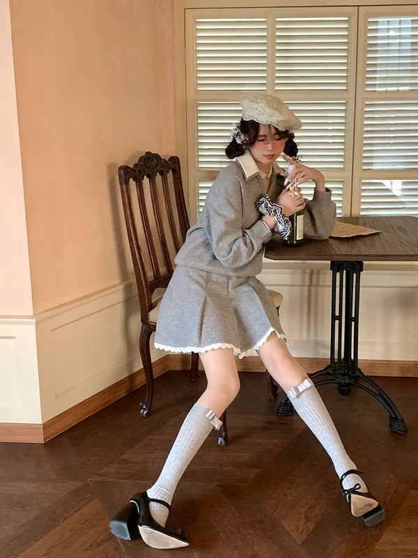 Fashion three-color gray vertical strip thin thin and thin versatile bow catwalk mid-tube stacking socks