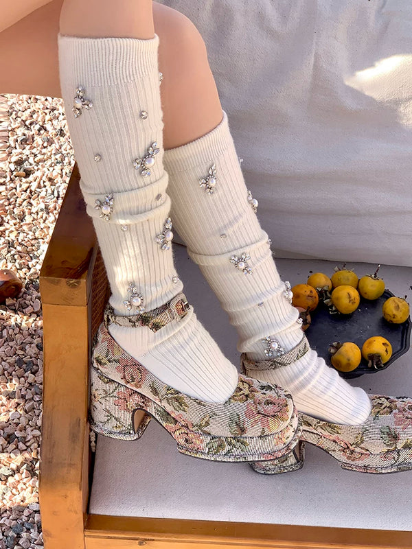 Fashion niche thickened wool tube socks vertical strip solid color rhinestone pearl catwalk models autumn and winter