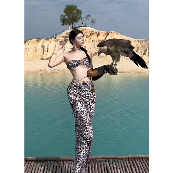 Hot girl sexy chest wrapped vacation beach INS anchor strapless beach temptation slim half skirt leopard print set