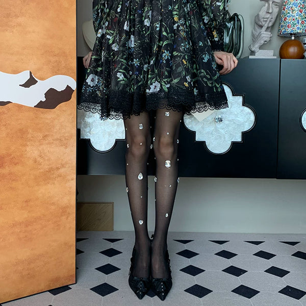 2025 autumn new French light luxury high-end temperament mature women fashion niche black diamond-encrusted pantyhose women