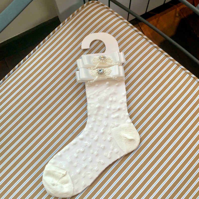 Fashion niche design pearl bow breathable jacquard socks versatile medium tube sweet beautiful women socks stacking socks