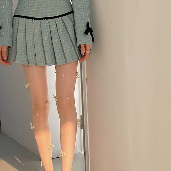 Fashion original niche design spring and autumn milk white hand-sewn pearl bow outer wear one-piece socks can be cut at will