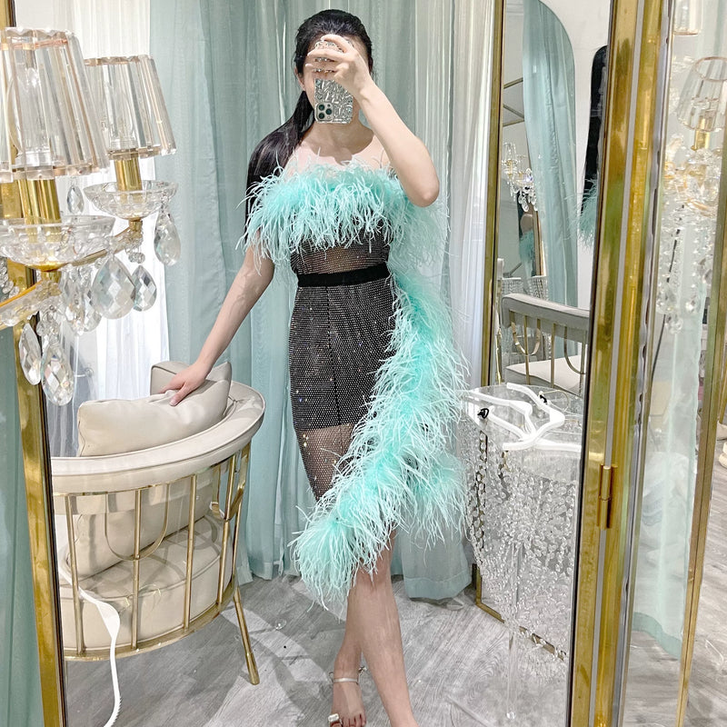 Mint blue-green haute couture heavy industry one-word collar rhinestone feathers ostrich hair tube top