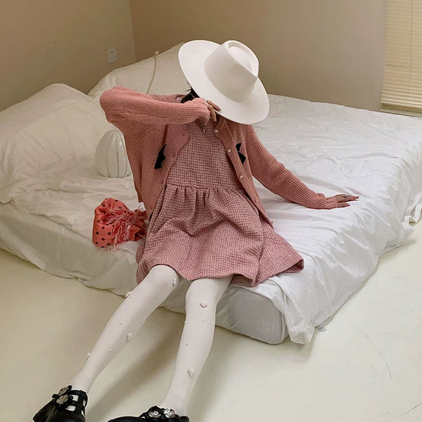 Fashion original niche design pearl love Japanese jk white pantyhose women's milk white leggings