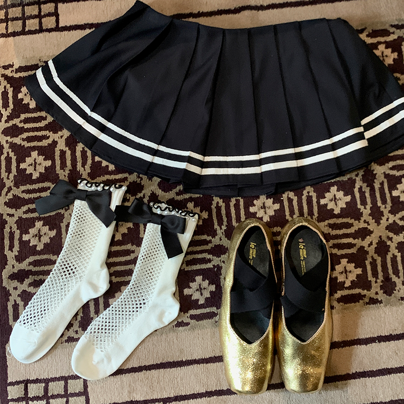 Fashion niche pearl bow edge mesh socks Dongdaemun solid color calf mesh versatile medium tube socks jk