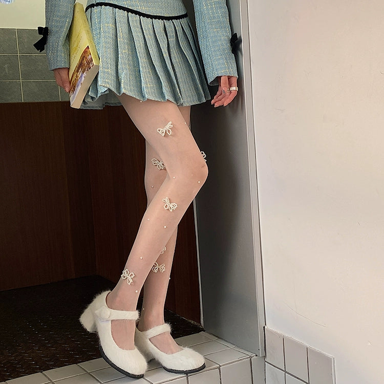 Fashion original niche design spring and autumn milk white hand-sewn pearl bow outer wear one-piece socks can be cut at will