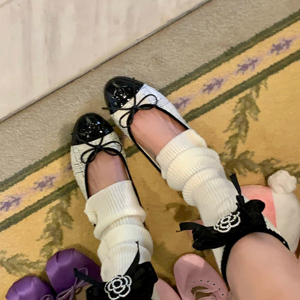 Fashion autumn and winter camellia small fragrance striped versatile European goods and knee socks cover female Internet celebrity blogger the same style