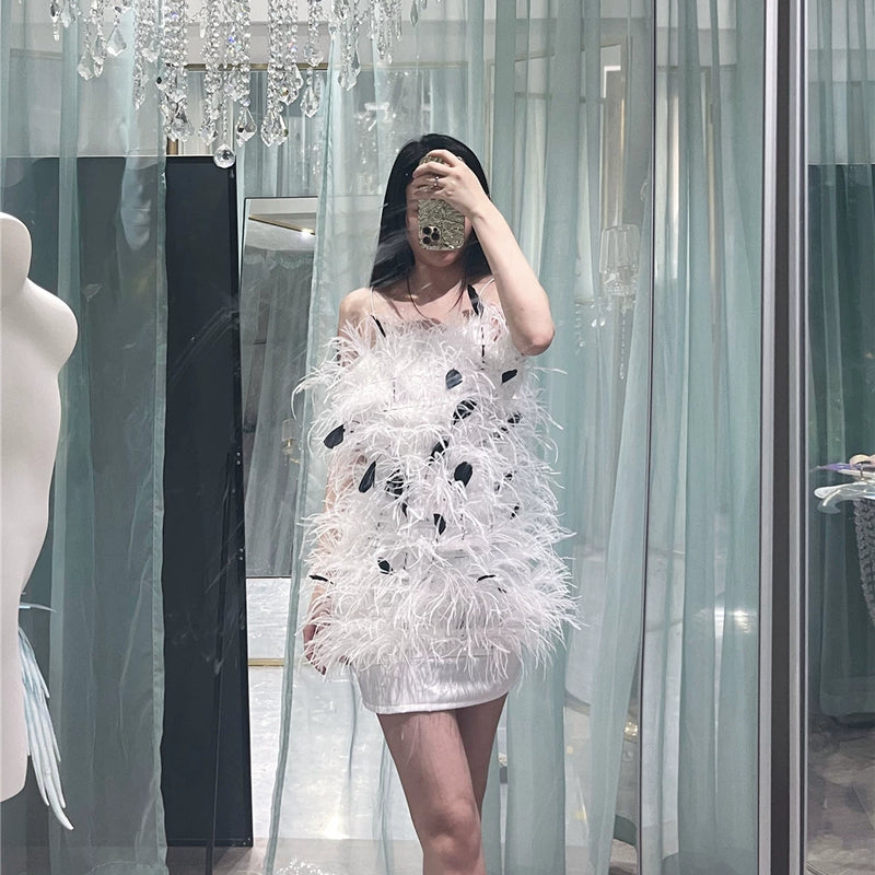 Rich daughter celebrity high luxury, real ostrich hair white swan feathers heavy industry neck slim dress