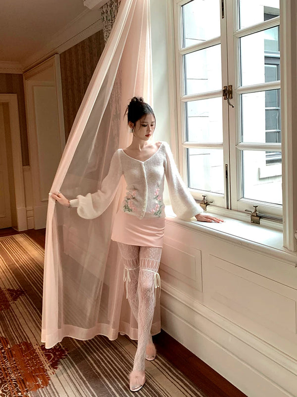 Niche design brand hollow white drawstring pantyhose women's autumn new light and mature fashion wear