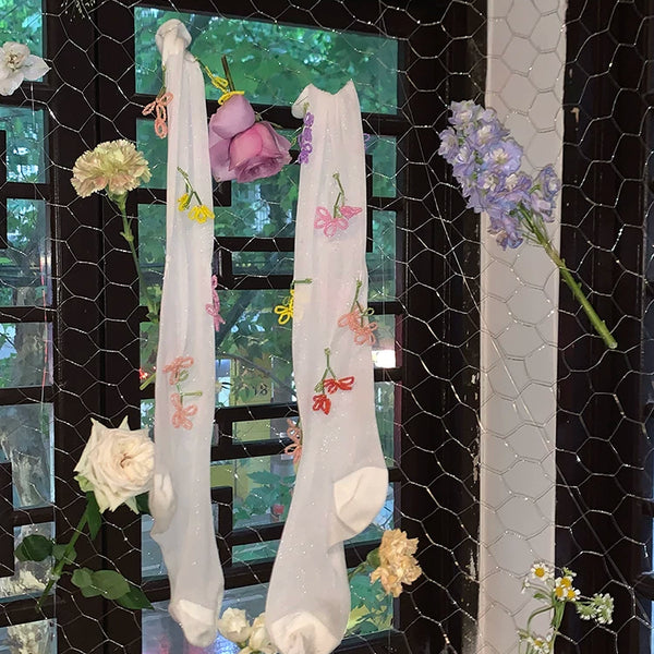 Fashion original niche sweet girl solid color bottom pendant flower tube socks contrasting color lively calf socks