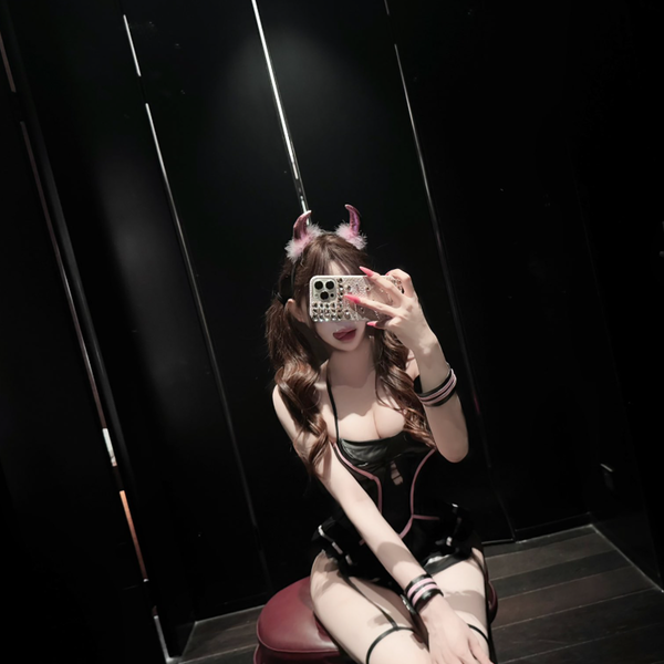 Role playing sexy hot girl, low cut, backless, ruffled edge tank top, seductive hot jumpsuit