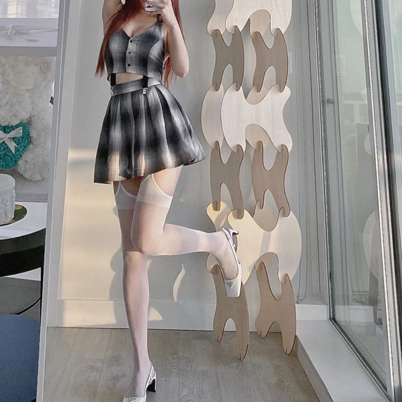 Spring and Autumn Celebrity Temperament Skinny Legs Sexy Garter Perspective Knee Socks Pantyhose Fashion Black Silk Women's Socks