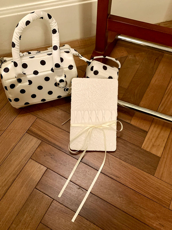 Niche design brand hollow white drawstring pantyhose women's autumn new light and mature fashion wear