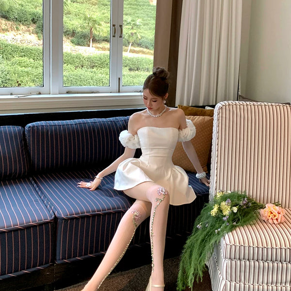 Fashion niche European goods light luxury heavy industry flower rhinestone socks tide Internet celebrities wear knee-piled socks