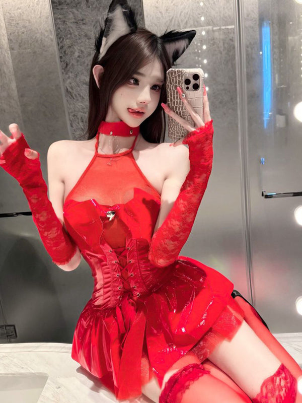 Sexy patent leather uniform cosplay bunny girl with waist cinching, neck hanging, mesh tie, short skirt, shiny finish