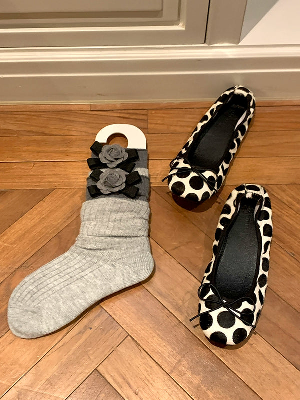 Fashion niche, design European small fragrant style bow non-removable camellia calf socks medium tube socks